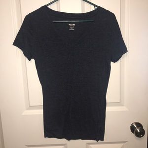 navy blue tee